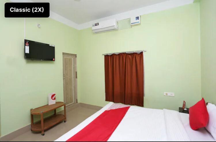 Hotel Lovely Inn ! Puri ปูรี ภายนอก รูปภาพ