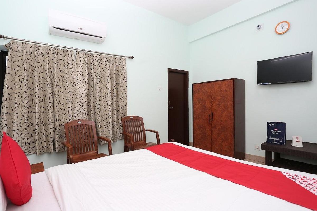 Hotel Lovely Inn ! Puri ปูรี ภายนอก รูปภาพ